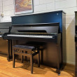 Steinway & Sons 125 V von 1981 in Schwarz matt