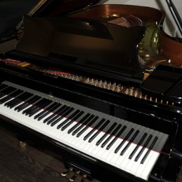 Steinway & Sons B 211 schwarz poliert von 1989 in Schwarz glänzend